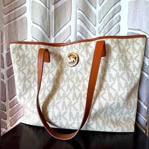 COPY - Authentic Michael Kors Leather Tote MK Louis Gucci